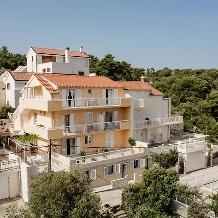 Sunny Elza Апартаменти