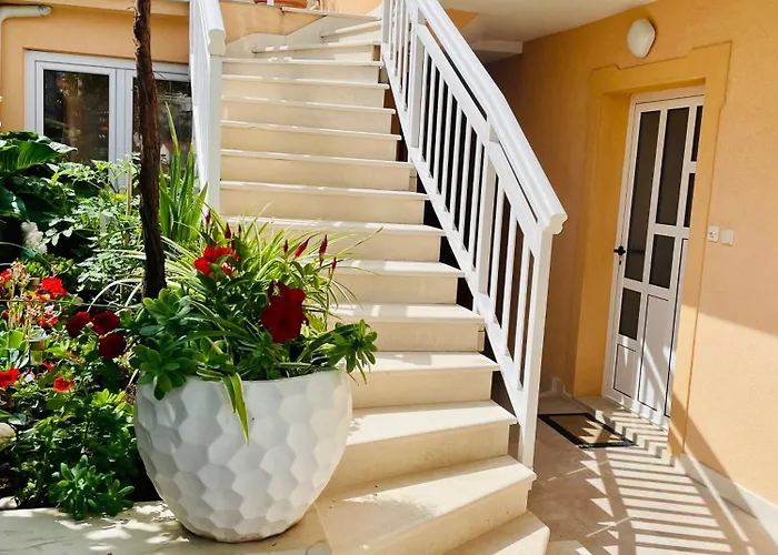 Apartment Sunny Elza *