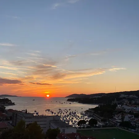 阳光埃尔萨公寓酒店 * 赫瓦尔