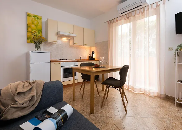 Sunny Elza Apartamento