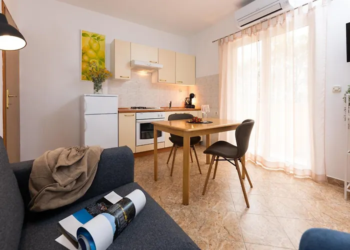 Sunny Elza Apartamento