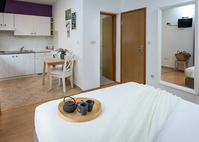 Sunny Elza Apartamento Hvar Town