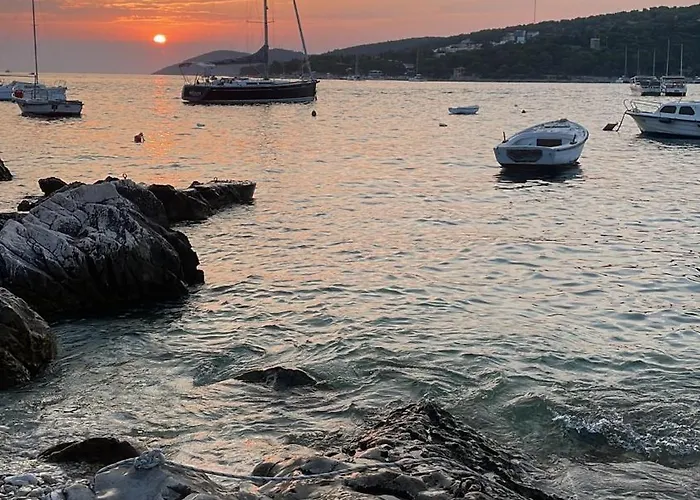 Apartamento Sunny Elza Hvar Town