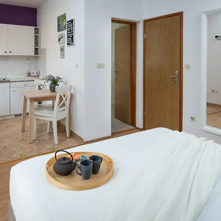 Sunny Elza Apartman Hvar Town