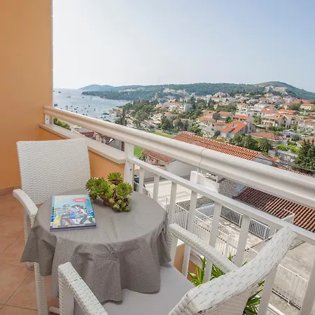 Apartman Sunny Elza Hvar Town
